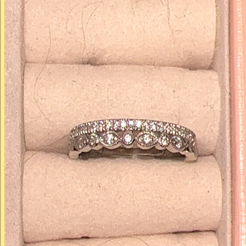 Neil lane diamond band 14k size 7